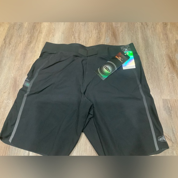 New O'Neill HyperFreak Hydro Boardshorts Men's Sz 34